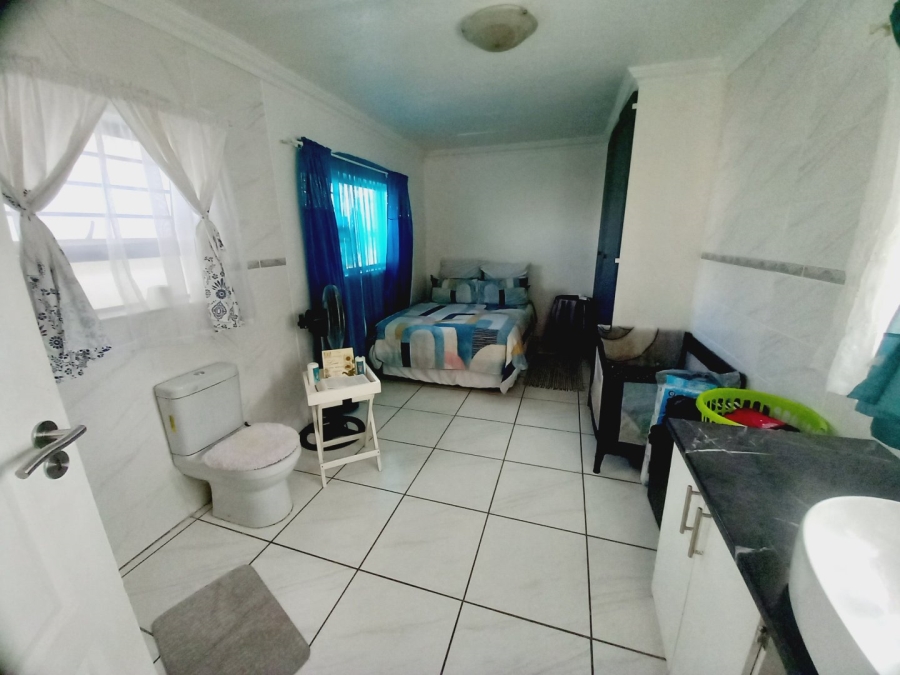 4 Bedroom Property for Sale in Roodia Free State
